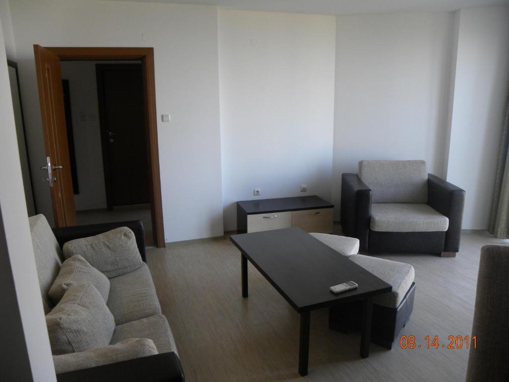 Apartcomplex New Tawn Obzor Szoba fotó